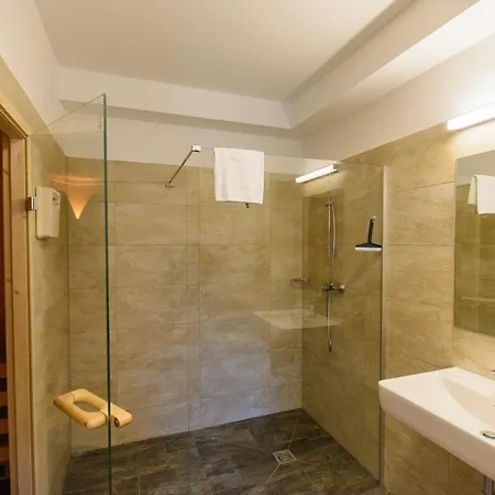 Am Sonnenhang - 2 Neukirchen am Großvenediger